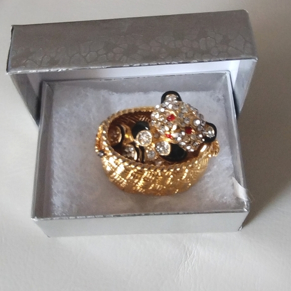 Panda 🐼 Pave Encrusted Rhinestone Enamel Brooch - Picture 1 of 11